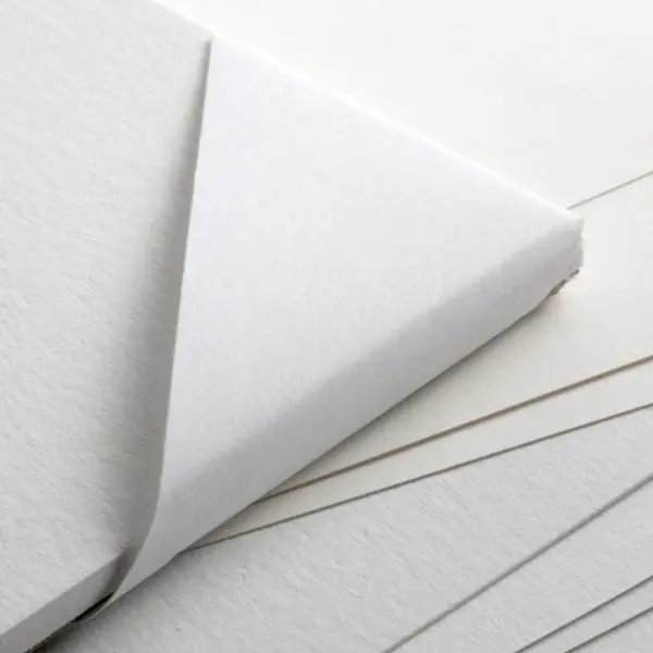 Cartoncino F4 - 50 x 70 cm - 200 gr - bianco - ruvido - Fabriano - pacco 25 fogli